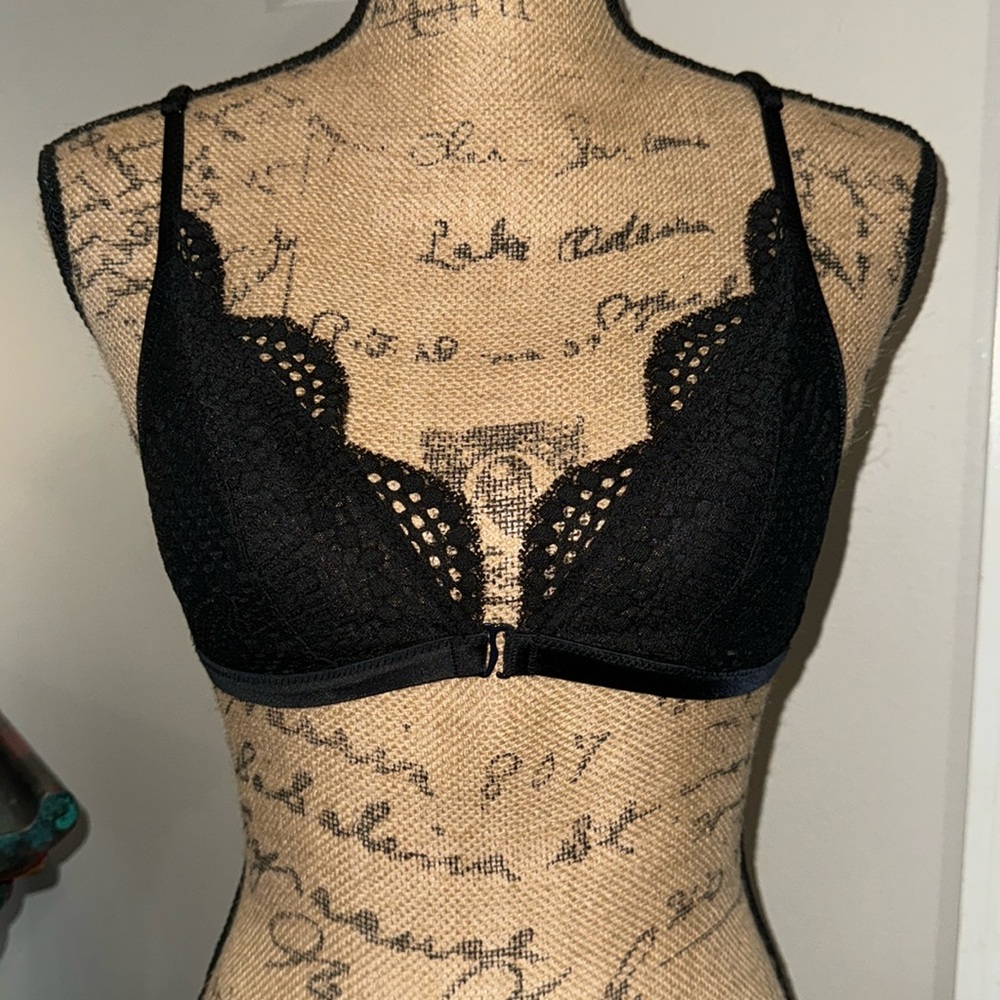 Victoria’s Secret Bralette